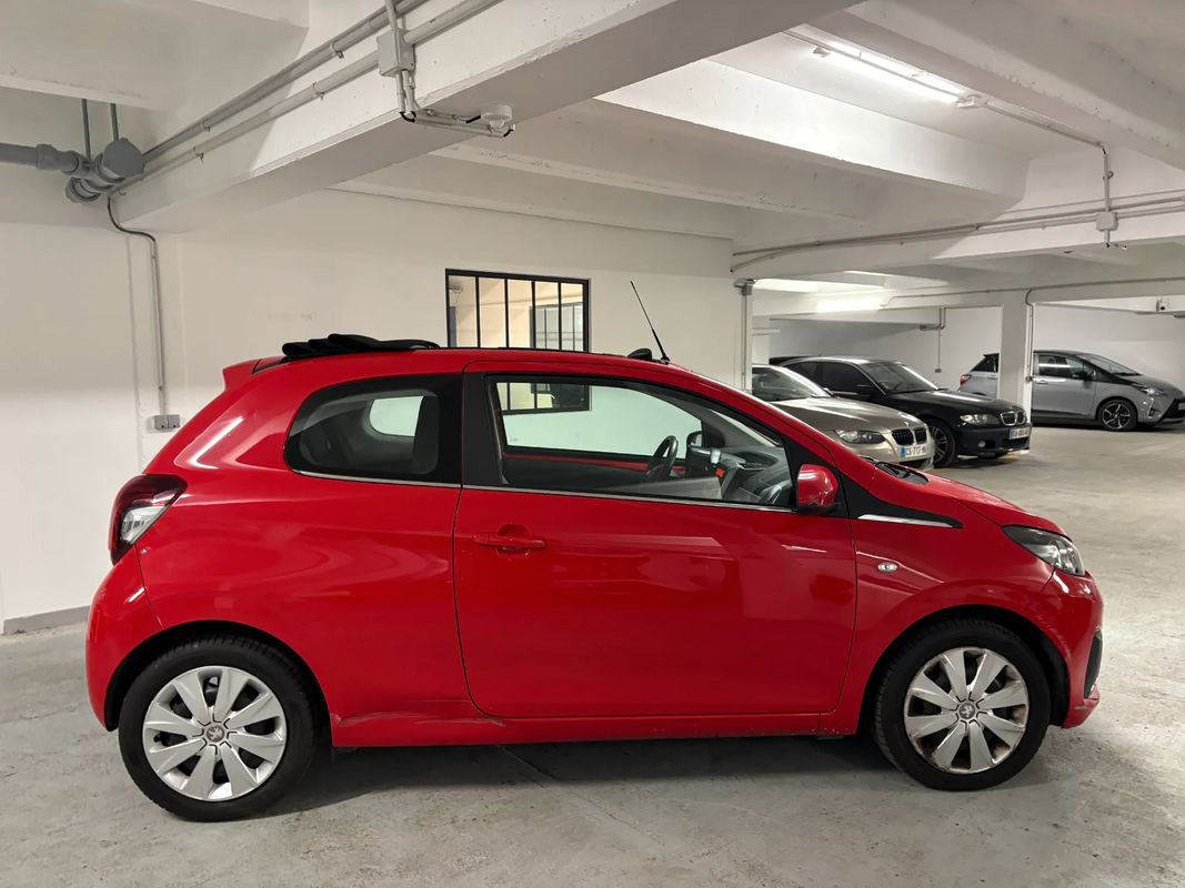 PEUGEOT 108 1.2 82ch ALLURE - 2015 - 63 000 km - Toit ouvrant - Faible km